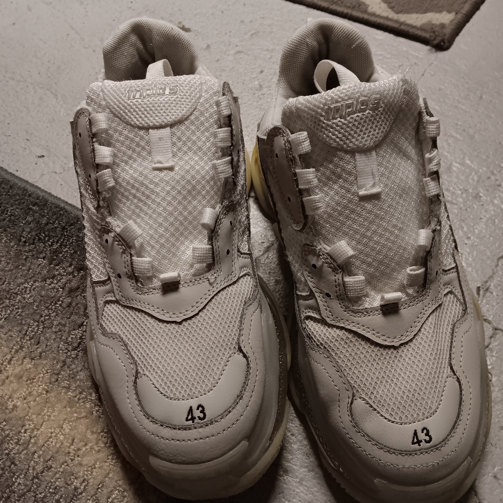 Balenciaga triple S shoes